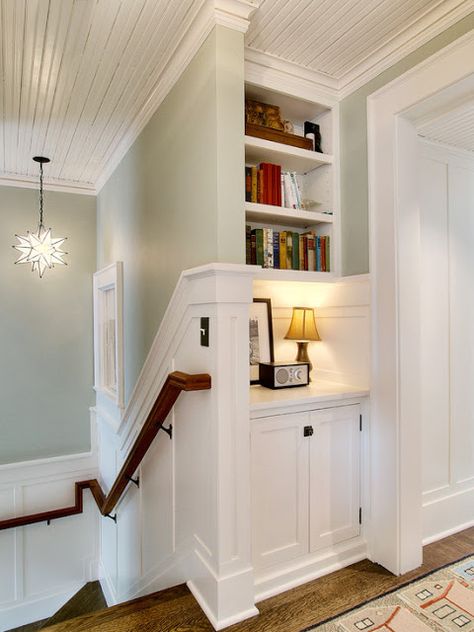 Upstairs Hallway Nook Upstairs Landing, Upstairs Hallway, World Of Interiors, Linen Closet, Built Ins, Country Decor, My Dream Home, Nook, Room Inspiration