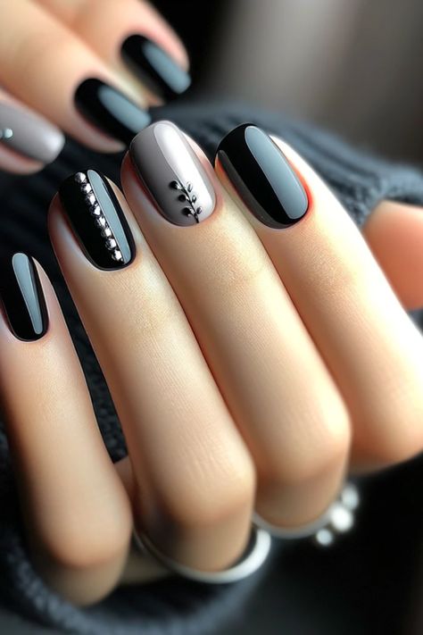 37 Black And Silver Nails That Are Show Stoppers Classy Nails Silver, New Year Black Nails, Short Black Silver Nails, Nail Color For Black Dress, Black Silver Nails Design, Grey And Black Nails, Black And Silver Nails Ideas, Black And Silver Nail Designs, Nails Black And Silver