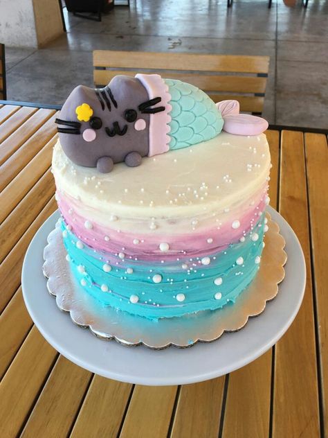 Pusheen mermaid.... Camille 10 Mermaid Cat Birthday Cake, Mermaid Cat Birthday Party, Pusheen Mermaid, Pusheen Birthday, Birthday Cake For Cat, 9 Birthday, Mermaid Cat, Cat Birthday Party, Pusheen Cat