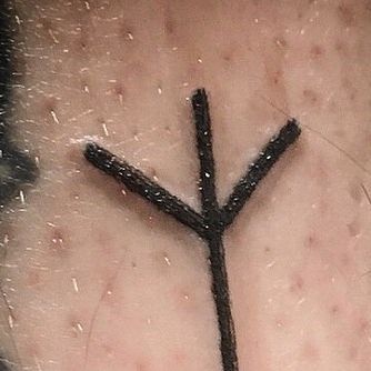 Kirk Tattoos on Instagram: "The Algiz rune is a Norse symbol that provides support and protection for those who call upon its power. It symbolizes divine forces and is commonly seen as a shield against negative forces, making it particularly popular in times of stress or danger. #algizrune #tattoo" Rune Tattoo, Norse Symbols, Runes, Tattoos, Instagram