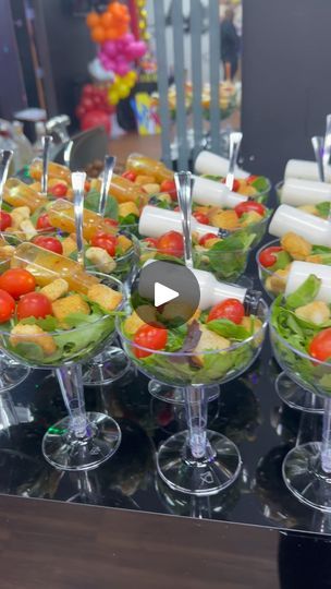 Salad In A Cup Ideas, Luxury Brunch Buffet, Salad Buffet Ideas, Sandwich Trays Ideas Food Platters, Salad Serving Ideas, Salad Cups For Party, Banquet Food Ideas, Graduation Food Ideas Buffet, Salad In A Cup