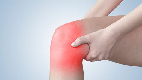 Mild to moderate knee pain can often be successfully treated at home. Whether due to a sprain or arthritis, there are several ways to combat pain. Read more. Bad Knee Workout, Knee Pain Remedy, Bad Knees, Lower Back Pain Relief, Joints Pain Relief, Knee Injury, Back Pain Relief, Natural Home Remedies, Knee Pain