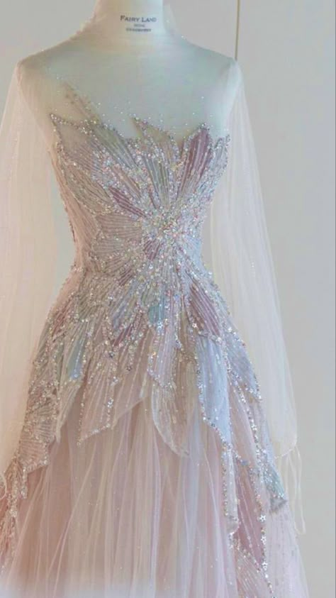 Fairytale Pink Dress, Designer Ball Gowns Couture, Floral Gown Aesthetic, Types Of Dress Skirts, Pink Ball Gown Aesthetic, Old Money Prom Dress, Whimsical Prom Dress, Fantasy Prom Dress, Aesthetic Gown