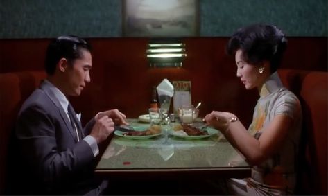 Christopher Doyle, Hong Kong Movie, In The Mood For Love, Mood For Love, Movie Shots, Film Grab, Film Inspiration, Chinese Restaurant, Love Movie