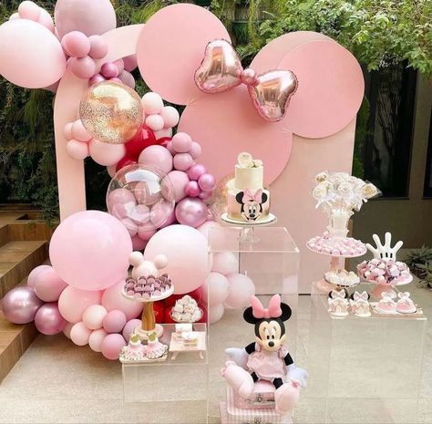 Boho Minnie Mouse Party, Minnie Mouse Birthday Theme, Minnie Mouse Decorations, Minnie Mouse Balloons, Minnie Mouse Birthday Party Decorations, Twodles Birthday, Minnie Mouse Birthday Decorations, Minnie Mouse Birthday Cakes, 2nd Birthday Party For Girl