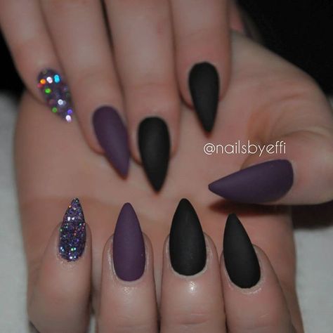 Dive into Summer Style: Gorgeous Coffin Nails for Beginner Artists Simple Witchy Nails Coffin, Goth Nails Coffin Shape, Witchy Fall Nails, Black Nails Ideas Coffin, Purple And Black Nail Ideas, Witchy Nail Ideas, Simple Witchy Nails, Witchy Nails Almond, Nail Art Designs Purple