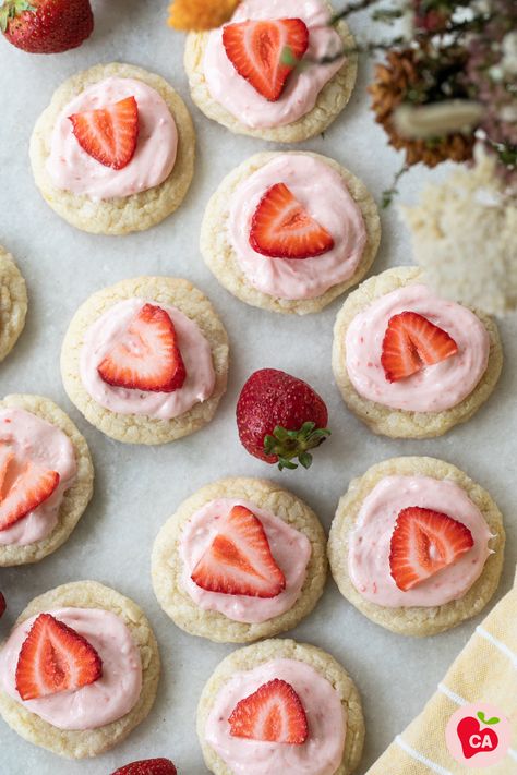 Cookies Board, Strawberry Lemonade Cookies, Lemon Sugar Cookie, Lemonade Cookies, Strawberry Buttercream Frosting, Lemon Sugar Cookies, Strawberry Frosting, Iced Sugar Cookies, Strawberry Buttercream