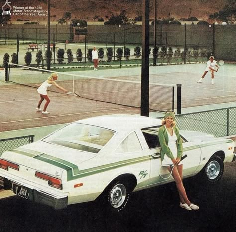 Country Club Aesthetic, Womens Sports Fashion, Tennis Aesthetic, Clubbing Aesthetic, Vintage Tennis, Slim Aarons, Sports Aesthetic, Retro Sports, Retro Sport