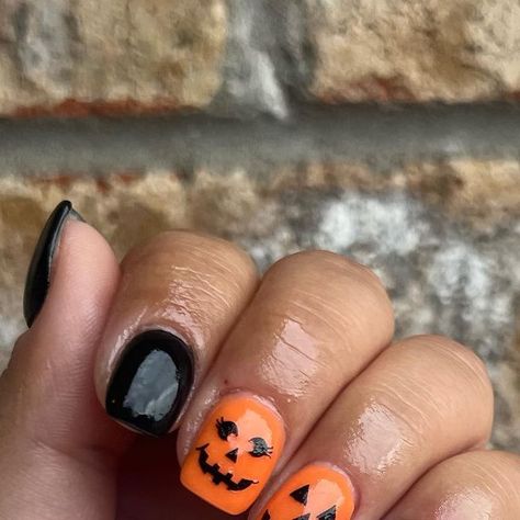 Jackolantern Nails, Jack O Lantern Nails, Acrylic Nail Supplies, Mani Nails, Cartoon Nails, Dip Manicure, Halloween Press On Nails, Halloween Nail Designs, Halloween Nail