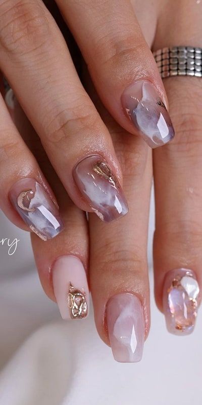 Rose Quartz Marble Nails Elegant Marble Nails, Marble Nail Designs Coffin, Marbled French Tip Nails, Peach Marble Nails, Short Marble Nail Designs, Chrome And Marble Nails, Marble Nail Designs Summer, Marbled Nail Designs, Natural Marble Nails