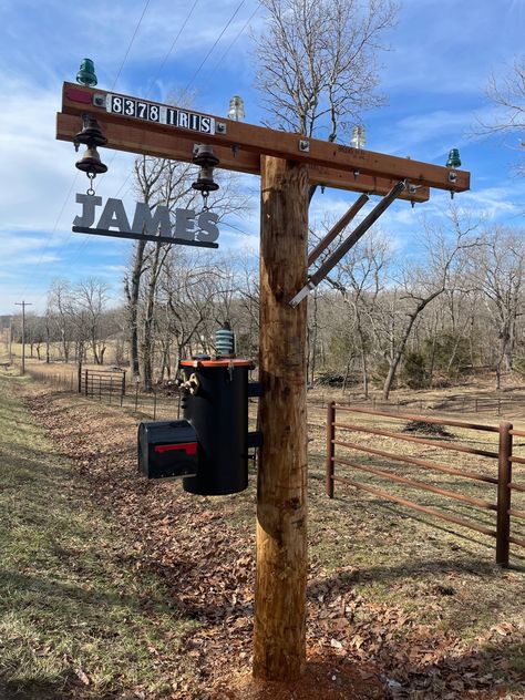 Mailbox lineman insulators electric Old Telephone Pole Ideas Projects, Lineman Home Decor, Lineman Mailbox Ideas, Utility Pole Projects, Power Lineman Decor, Lineman Decor, High Deck, Rv Upgrades, Power Lineman