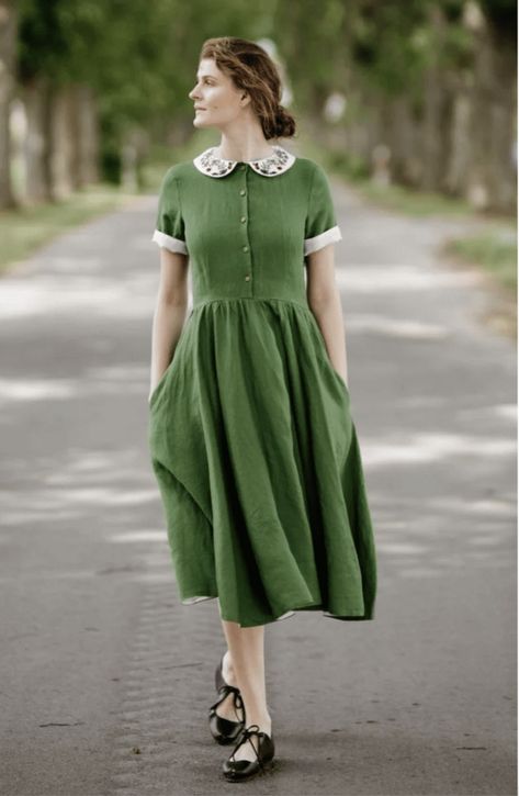 St Mungos, Natural Style Clothing, Cottagecore Inspiration, Willow Park, Classic Dresses, Classy Clothes, Cottagecore Fashion, Embroidered Collars, Birthday Suit