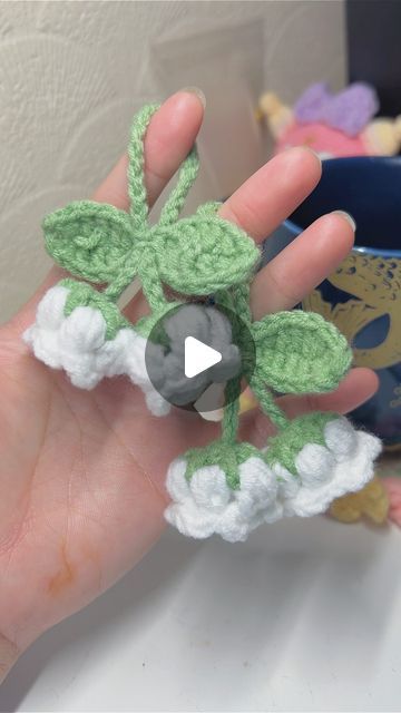 Crochet Lily Of The Valley Free Pattern, Lily Of The Valley Crochet, Crochet Lily Of The Valley, Lily Of The Valley Flowers, Beginner Crochet, My Pinterest, Crochet Patterns For Beginners, Crochet For Beginners, Free Tutorial