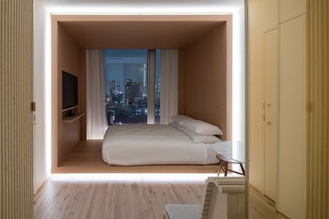 Zen Hotel Room, Minimalist Hotel Room, Studio Bedroom Design, Tiny Hotel Room, Micro Bedroom, Small Studio Design, Minimalist Hotel, Small Hotel Room, Hotel Room Interior