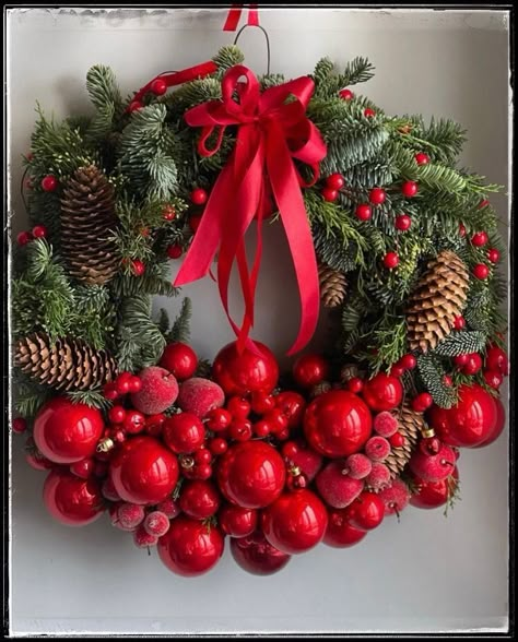 Holiday Crafts Christmas, Christmas Door Decorations, Noel Christmas, Christmas Wreaths Diy, Christmas 2022, Wreath Ideas, Decoration Christmas, Christmas Deco, Xmas Crafts