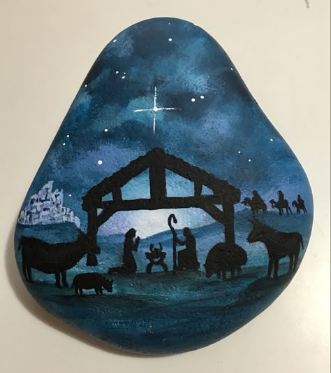 Rock Nativity Scene Stones, Christmas Pebble Art, Christmas Manger, Abstract Art Projects, Christmas Rock, Shell Crafts Diy, Holiday Painting, Nativity Crafts, Christmas Crafts For Gifts