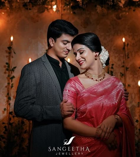 Wedding Reception Poses Indian, Wedding Stills Couples, Reception Copul Pose, Ring Ceremony Poses Indian, Bengali Reception Couple Shoot, Reception Poses Indian Couple, Anniversary Couple Poses, Wedding Reception Poses, Ring Ceremony Couple Poses