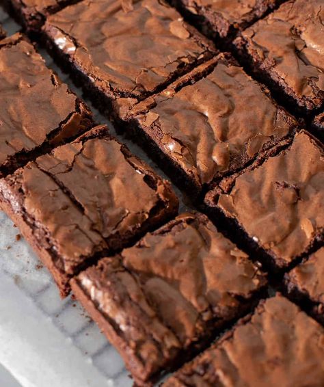 Coconut Flour Brownies, Fudge Brownie Recipe, Sugar Free Brownies, Brownie Recipes Healthy, Low Carb Brownies, Coconut Flour Recipes, Healthy Brownies, Lost 100 Pounds, Gluten Free Brownies