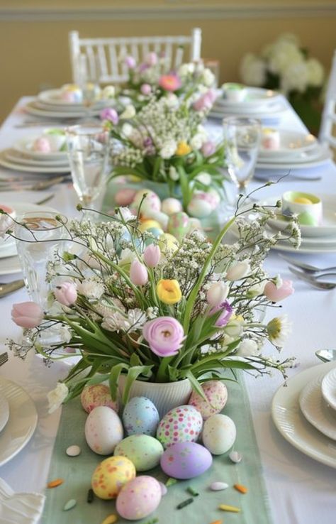 Pastel Easter Tablescapes, Table Setting Easter, Spring Dinner Table Setting, Easter Dinner Aesthetic, Easter Party Decorations Table, Pastel Easter Decor, Pastel Dinner Party, Easter Brunch Ideas Table Settings, Easter Dinner Decor