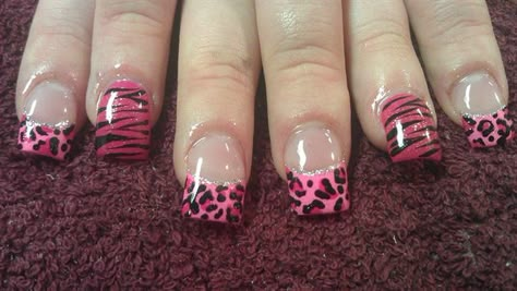 . Nail Art Designs Simple, Zebra Print Nails, Cheetah Print Nails, Black Nails With Glitter, Zebra Nails, Retro Nails, Home 2023, Leopard Print Nails, Really Cute Nails