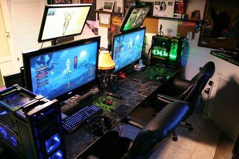 Gaming room Room For 2 People, Gaming Equipment, Game Setup, Best Gaming Setup, Gaming Computer Desk, Desk Diy, Gamer Room Decor, Pc Gaming Setup, Video Game Rooms