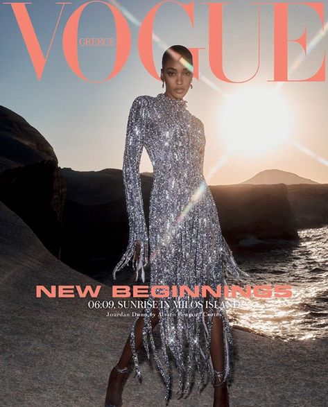 Greece September, Beach Fashion Shoot, Fashion Cover, Vogue Covers, Img Models, Fashion Photography Inspiration, Beach Photoshoot, Vogue Magazine, Vogue Italia