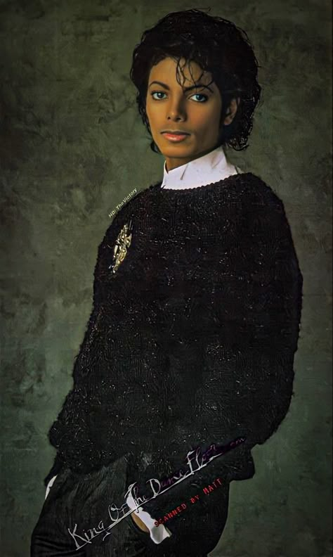 Michael Jackson Beat It, Michael Jackson Images, Michael Jackson Photoshoot, Hee Man, Michael Jackson Funny, Michael Jackson Wallpaper, Michael Jackson Rare, Photos Of Michael Jackson, Michael Jackson Thriller