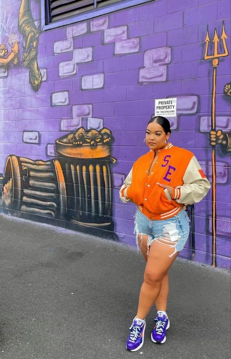 Bum Shorts Outfits, Denim Shorts Outfits, Bum Shorts, Tomboy Fits, Plus Size Baddie, Spring Break Outfit, Shorts Outfits, Summer Outfit Inspiration, Summer Fits