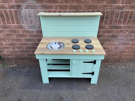 Painted Mud Kitchen, Mud Kitchen For Kids, Tool Bench, Mud Kitchen, Hot Plates, Scrap Wood Projects, Little Kitchen, Kids Kitchen, Back Pieces