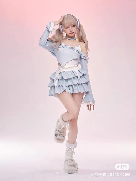 Cute Full Body Poses, Full Body Reference Poses, Idol Pose, Women Portrait, Fashion Kawaii, Girl Fashion Style, Photo Cute, Female Pose Reference, Standing Poses