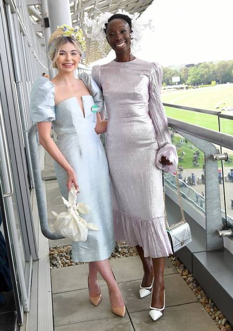 Ladies Day Outfits, Royal Ascot Fashion, Royal Ascot Ladies Day, Ascot Outfits, Fascinator Hats Outfit, Kentucky Derby Outfit, Ascot Ladies Day, Ascot Dresses, Kentucky Derby Fashion