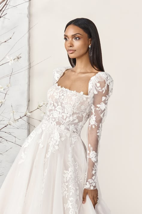 Sincerity Bridal - Style 44395: Tulle Ball Gown with Square Neckline and Puff Sleeves Square Cut Wedding Dress, Square Neck Wedding Dress, Sincerity Bridal, Gonna In Tulle, Girls Bridesmaid Dresses, Timeless Wedding Dress, Boda Mexicana, Justin Alexander, Wedding 2025