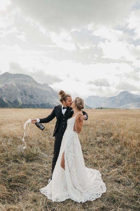 Alberta Wedding, Fishing Game, Wedding Photography Poses, Wedding Photo Inspiration, Elopement Inspiration, Fairytale Wedding, Wedding Pics, Intimate Weddings, Mountain Wedding