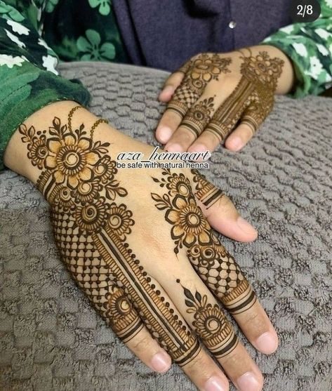 Normal Mehandi Designs, Mehndi 2024, Henna Painting, Kashee's Mehndi Designs, Party Henna, W Pictures, Mahendi Designs, Henna Nails, Types Of Aesthetics