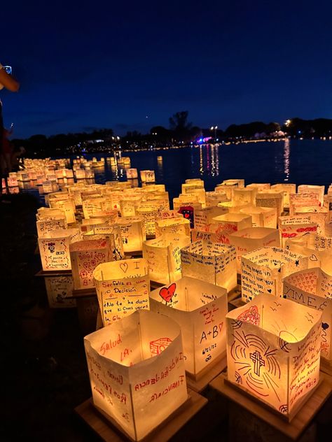 Water lantern festival Water Lantern Festival Decorating Ideas, Bible Picnic, Lantern Festival Aesthetic, Floating Water Lanterns, Floating Lantern Festival, Water Lantern Festival, Lantern Fest, Lantern Making, Cardboard Art Sculpture