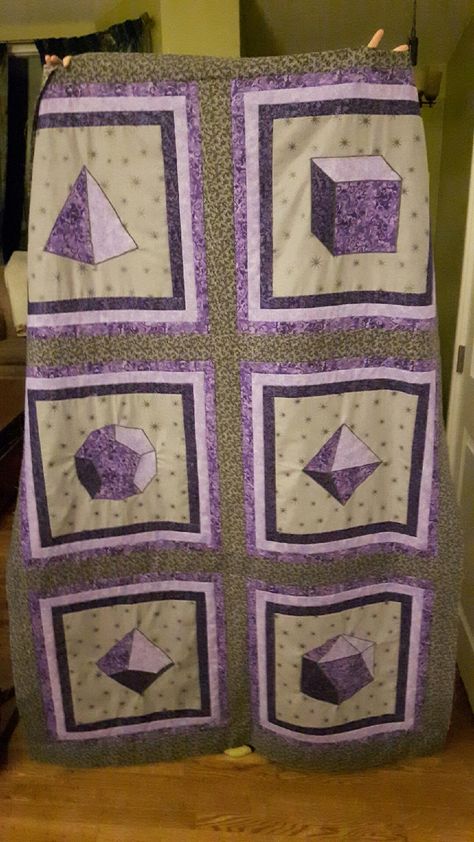 Dungeons And Dragons Quilt, Dnd Quilt, Dragon Quilt, Geeky Art, Tie Quilt, One D, Holiday Quilts, Quilted Wall Hangings, Mug Rug