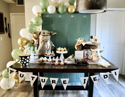 May The 4th Party Ideas, Baby Yoda Centerpieces Diy, Starwars Baby Shower Ideas, Star Wars Themed Baby Shower Ideas, Starwars Baby Shower Ideas Boys, Grogu Baby Shower Theme, Baby Yoda First Birthday, Yoda Party Ideas, Baby Yoda Baby Shower Theme