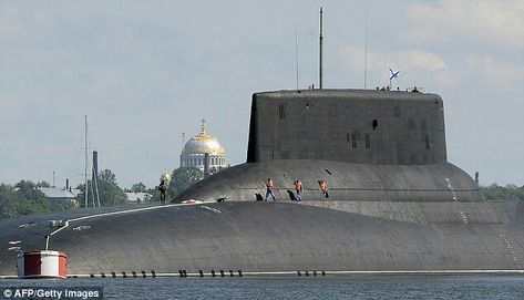 Russian Nuclear Submarine, Largest Submarine, Russian Submarine, Nuclear Submarine, F22 Raptor, Navy Marine, Yellow Submarine, Navy Ships, Aircraft Carrier