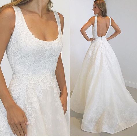 Scoop Neck Wedding Dress, Ivory Lace Wedding Dress, Anne Barge, Wedding Dress Organza, Beach Bridal Gown, Deb Dresses, Pretty Wedding Dresses, Wedding Dresses 2018, Preowned Wedding Dresses