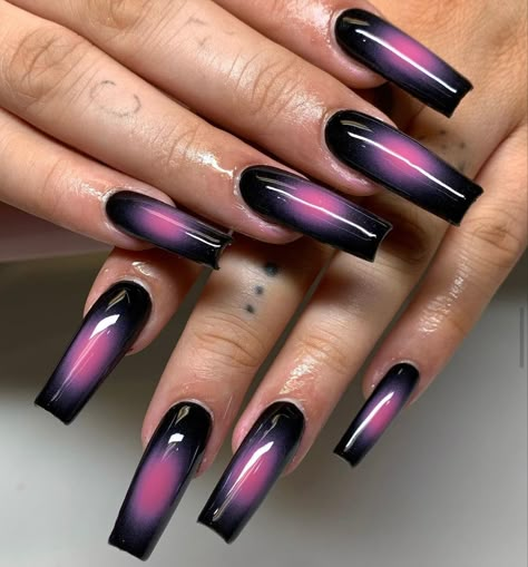 Aura Nails Black, Aura Nail Designs, Neon Guts, Aura Nail, Nails Aura, Nails Edgy, Aura Nails, Airbrush Nails, Edgy Nails