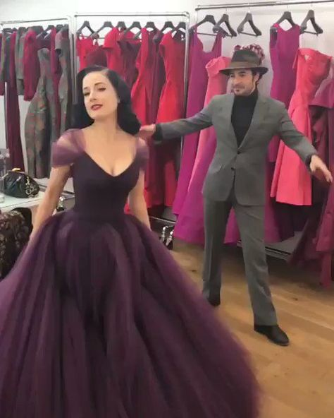 🕊 on Twitter: "dita von teese in a zac posen gown… " Zac Posen Gown, Dita Von Teese Style, Idda Van Munster, Purple Tulle, Disney Princess Dresses, Tulle Ball Gown, Ball Gowns Evening, Dita Von, Dita Von Teese