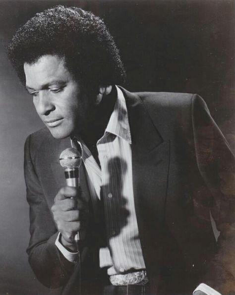 Charley Pride Charlie Pride, Charley Pride, Chicago Justice, Ricky Nelson, George Jones, 70s Music, American Country, Country Stars, Country Music Stars