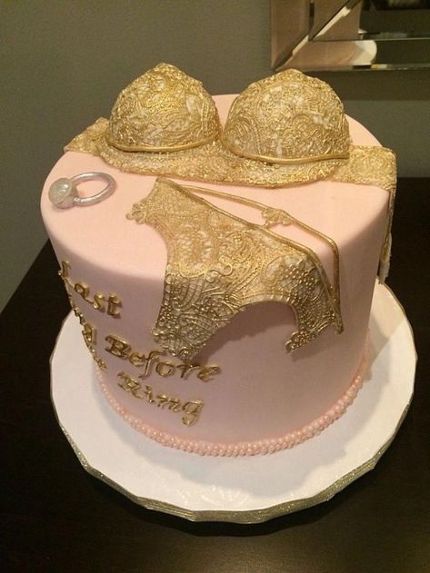 Bride To Be Cakes Ideas, Bachlorette Cakes, Lingerie Cake, Bra Cake, Bachelor Cake, Last Fling Before The Ring, Bachelorette Cake, Brides Cake, Torte Cupcake