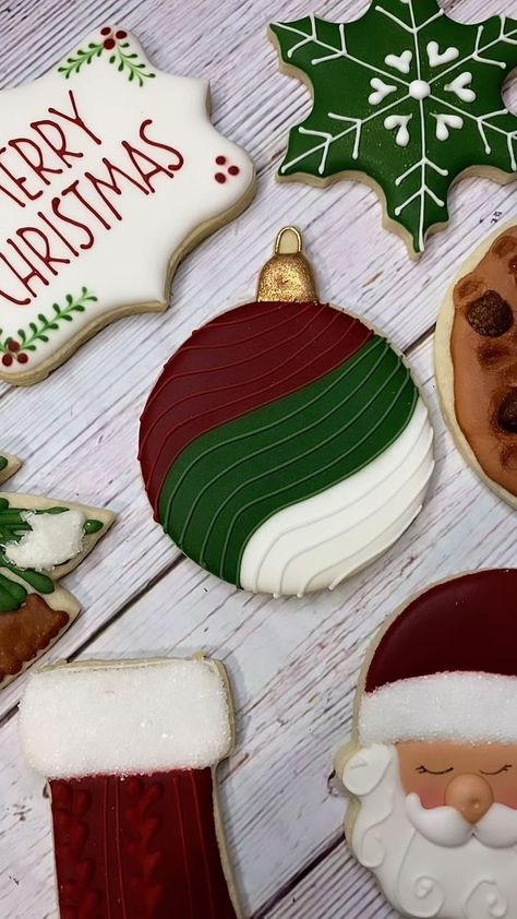 Christmas Cutout Cookie Decorating Ideas, Country Christmas Cookies Decorated, Ornament Christmas Cookies, Sweater Cookies Decorated, Christmas Ornament Sugar Cookies, Christmas Bell Cookies, Bell Christmas Cookies Decorating Ideas, Christmas Ornament Cookies, Sleigh Cookies Decorated