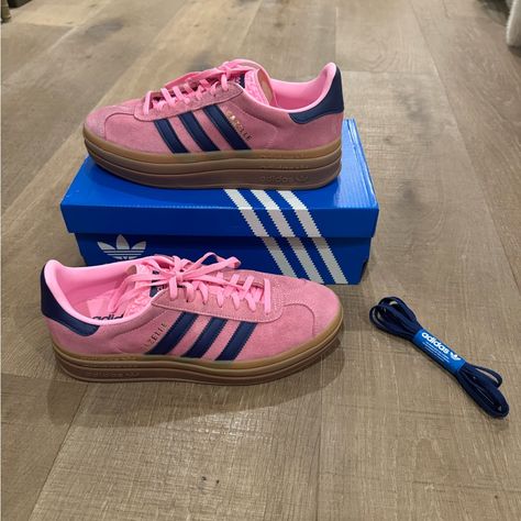 Size 9 Womens Adidas Gazelles Bright Pink And Blue Stripe New! With Box And Extra Blue Laces Pink And Blue Sneakers, Blue And Pink Adidas, Gazzeleadidas Shoes, Gazelle Adidas Shoes, Pink And Blue Shoes, Adidas Shoes Pink, Blue Gazelle, Colorful Adidas, Pink Gazelle