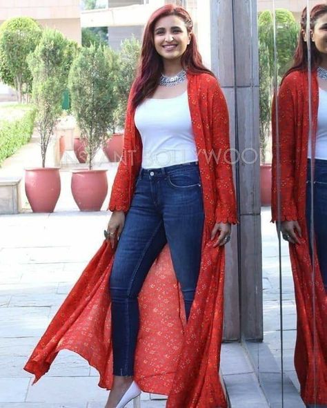 Long Shrugs Outfit Jeans, Long Shrugs Outfit, Parineeti Chopra Outfits, Shrug Outfits, Goa Outfits, Long Shrug, Cape Set, Long Gown Design, Parineeti Chopra