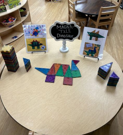 Reggio Dinosaur Provocations, Reggio Emilia Toddler, Kindergarten Prep Activities, Provocations Reggio, Early Childhood Education Activities, Reggio Emilia Inspired, Dinosaurs Preschool, Kindergarten Prep, Prep Activities