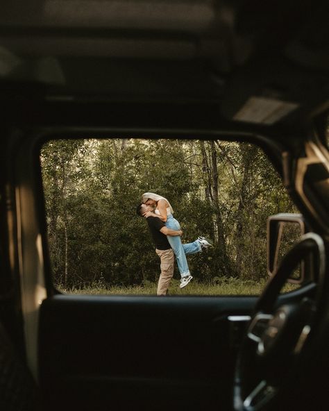 Love at first Jeep ❤️ @laurandjavier say they have a Jeep, say no more! The perfect love for this playful shoot! It always makes for the best session when you bring something you love or a hobby you enjoy to it! #tampaphotographer #stpetephotographer #clearwaterphotographer #wesleychapelphotographer #odessaphotographer #couplesphotography #couplesphotographer #flphotographer #njphotographer #lehighvalleyphotographer #jeepphotography #jeepwrangler #jeep #jeeplife #jeeplove #authenticlovemag... Western Photoshoot Ideas, Western Couple Photoshoot, Western Engagement Photos, Western Photo Shoots, Country Couple Pictures, Western Photoshoot, Western Engagement, Jeep Photos, Western Photo