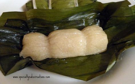 Thai banana sticky rice dessert Khao Tom, Sticky Rice Dessert, Thai Sticky Rice, Thai Banana, Coconut Sticky Rice, Sticky Rice Cake, Rice Coconut, Rice Desserts, Thai Dessert