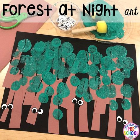 Forest at night art for a Nocturnal Animals theme in preschool, pre-k, or kindergarten.  #preschool #prek #nocturnalanimalstheme #artcenter Animal Habitat Art Preschool, Prek Trees Activities, Woodland Theme Activities, Animal Theme Ideas For Preschoolers, Pre K October Themes, Forest Animal Toddler Art, Preschool Night Craft, Forest Animal Habitats Preschool, Forest Animals Theme Preschool